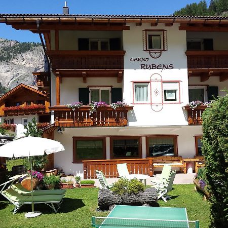 Garni Rubens B&B Selva di Val Gardena Exterior photo